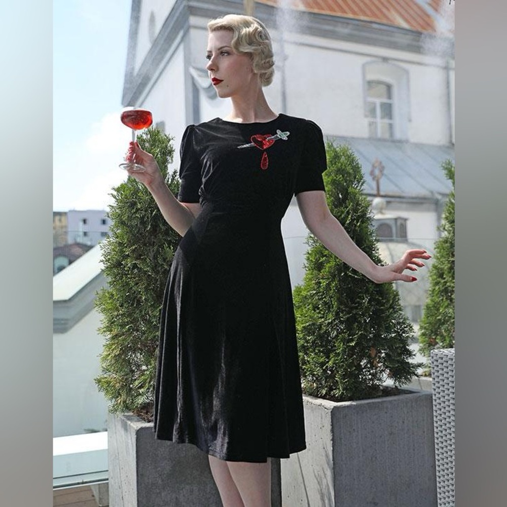 Nicoletta Carlone, black velvet retro style Jezebel Dress  Size 2XL NWT